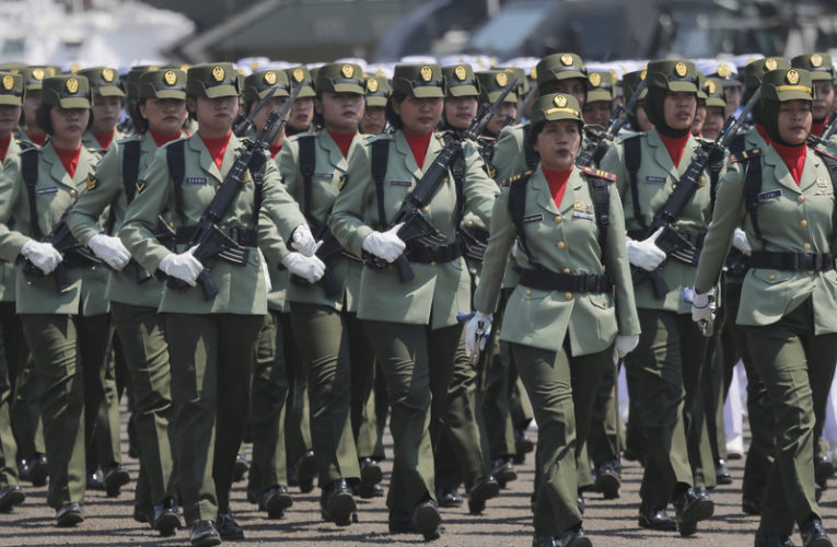 半世纪陋习 这国军队停止对女学员进行侵入性”处女测试”