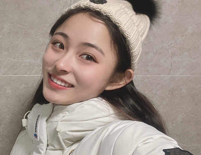 中国空手道女神摘铜走红 长腿高颜值 神似章子怡