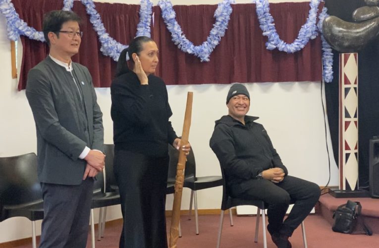 新西兰和平之友联谊会于在毛利Whataha Marae 举行了隆重的入驻仪式
