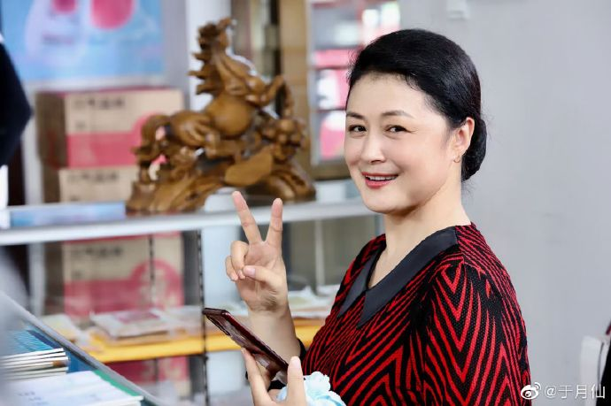 太突然！乡村爱情“谢大脚”拍戏遇车祸，重伤不治